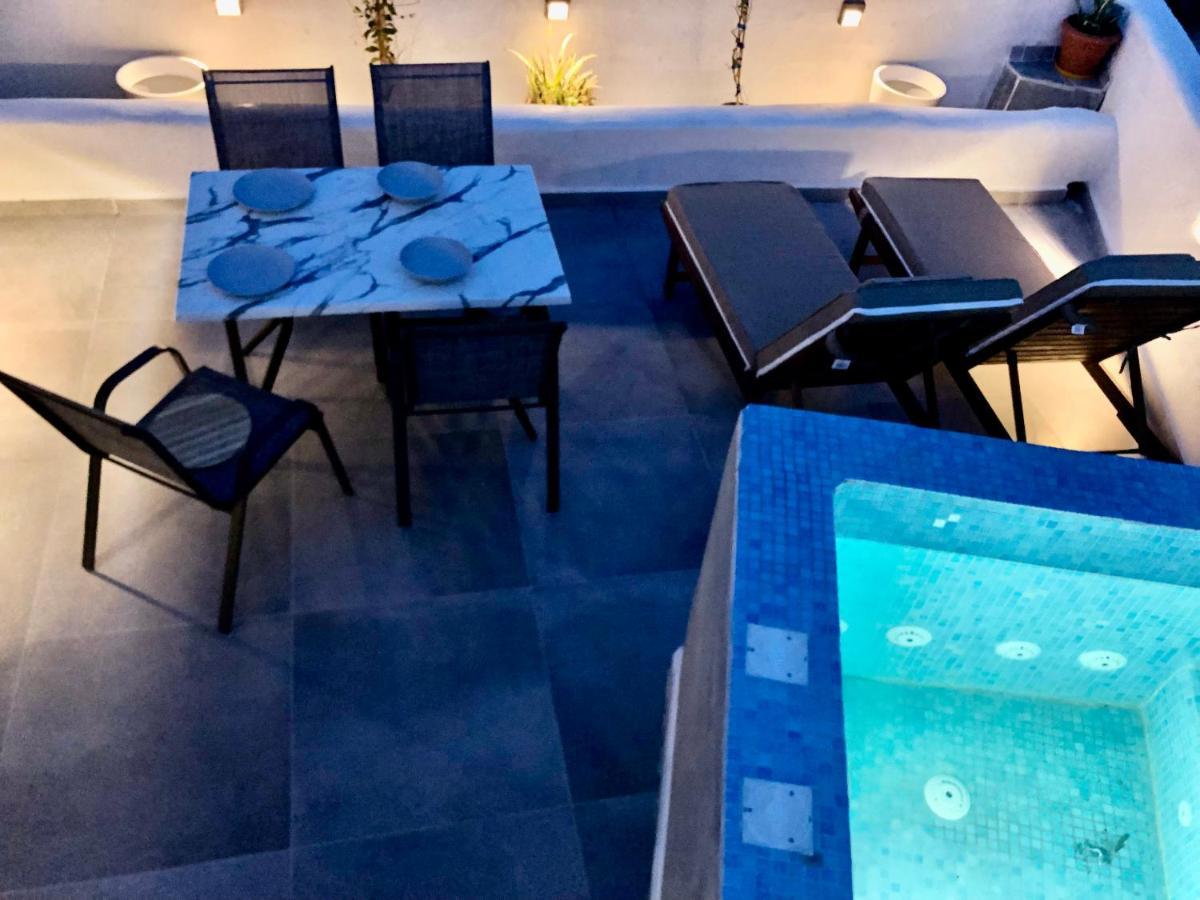 The Muses Of Santorini Private Jacuzzi Suites Vothon Exterior photo